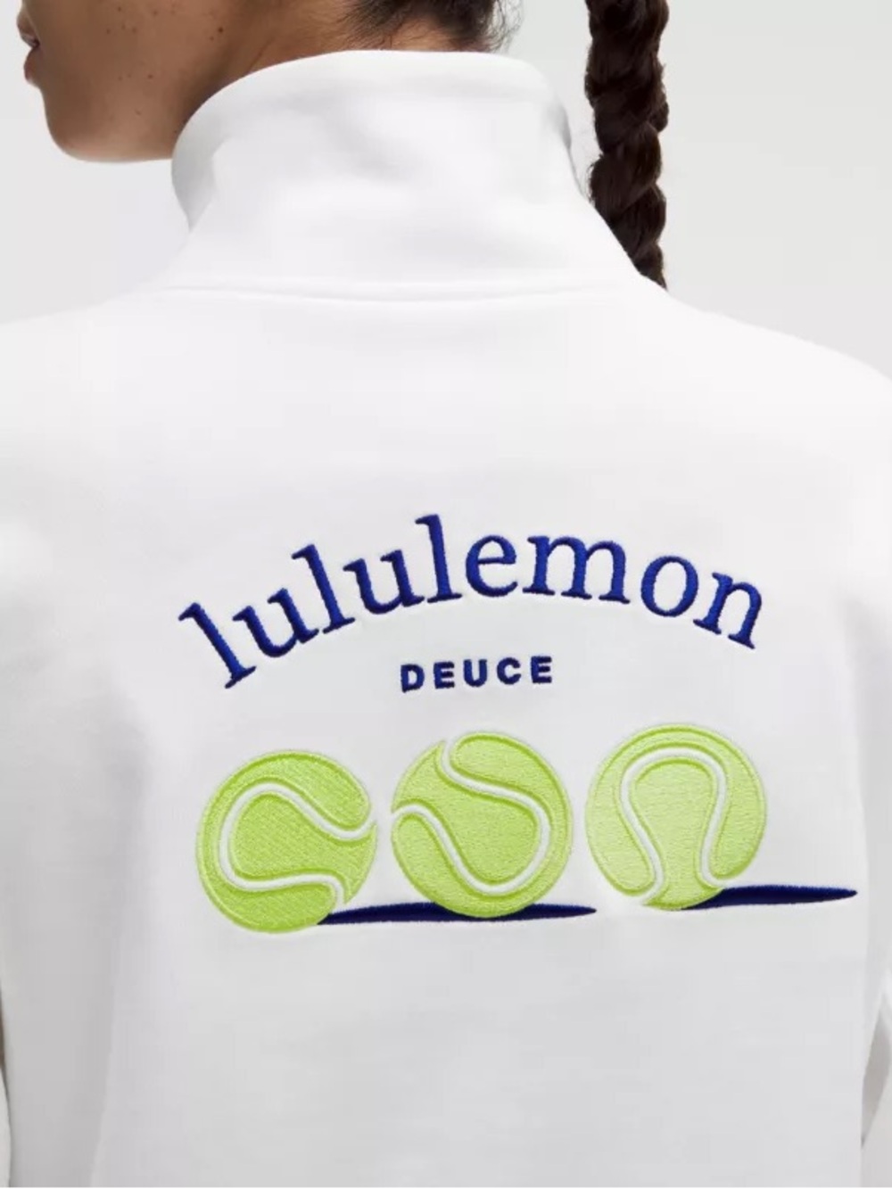 RARE NWOT lululemon athletica White Embroidered Tennis Logo 1/2 zip Sweater